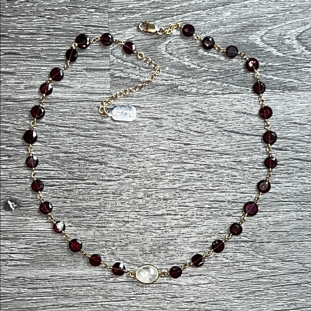 Ela Rae Libi coin stone necklace with center stone - Picture 7 of 9